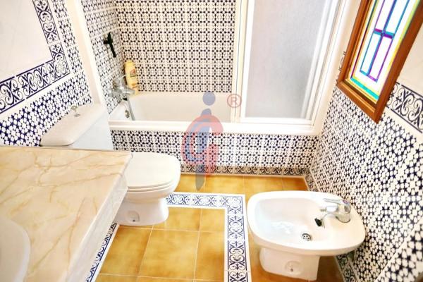 Casa independiente en avenida de la Libertad, 72