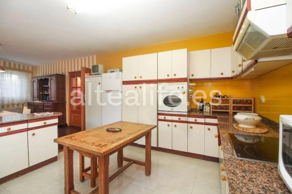 Chalet adosado en calle el Torcas