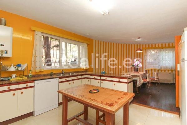 Chalet adosado en calle el Torcas