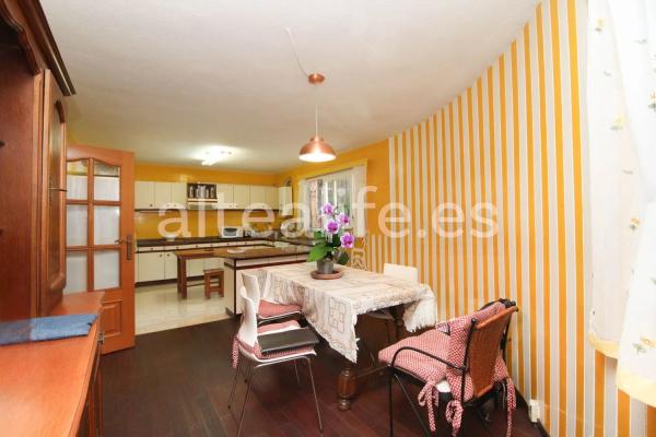 Chalet adosado en calle el Torcas