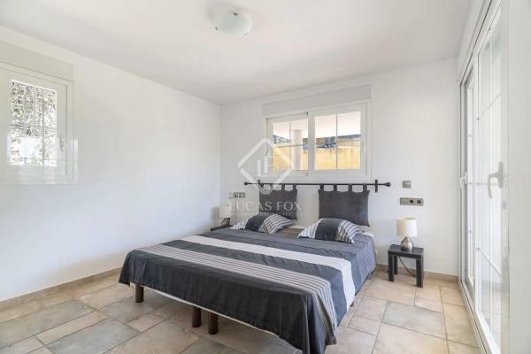 Casa independiente en calle la Colometa