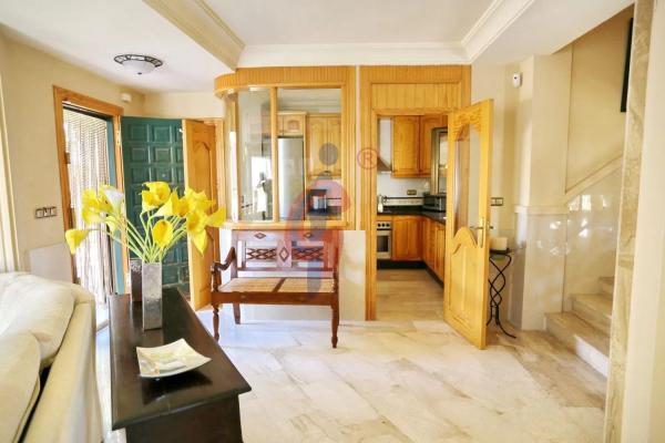 Casa independiente en calle Italia, 11