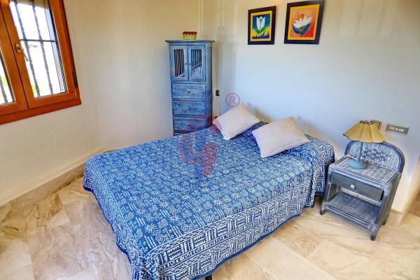 Casa independiente en calle Italia, 11