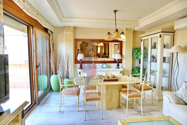 Casa independiente en calle Italia, 11