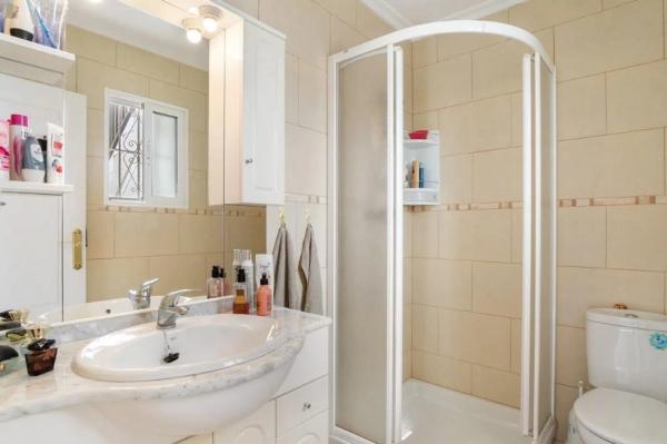 Chalet adosado en Urbanización Pinomar