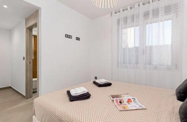 Casa independiente en calle el Salat