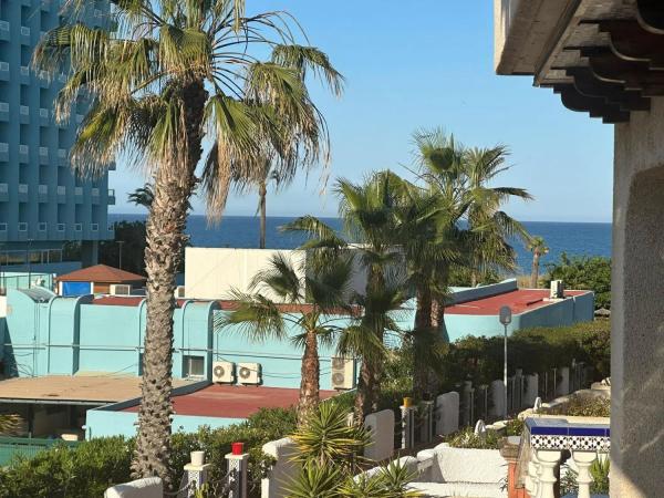 Casa independiente en calle Alemania