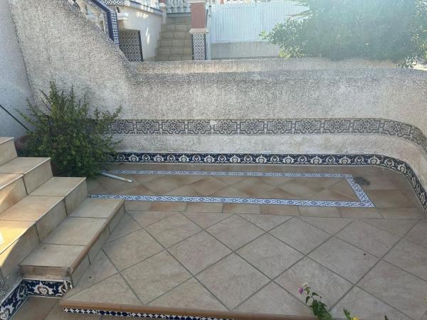 Casa independiente en calle Alemania