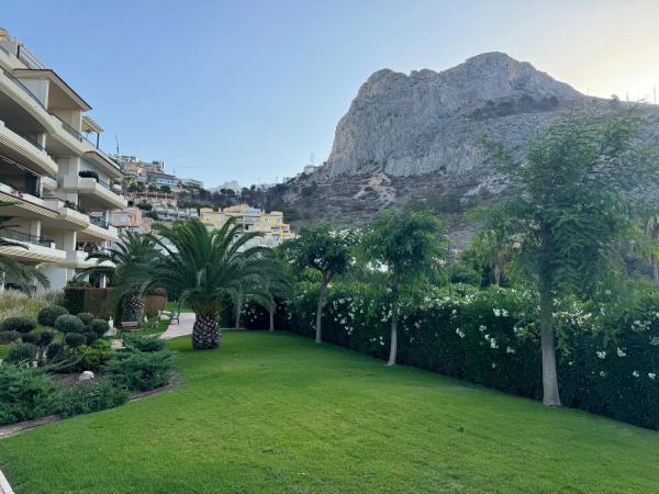 Piso en calle Sorell, 2