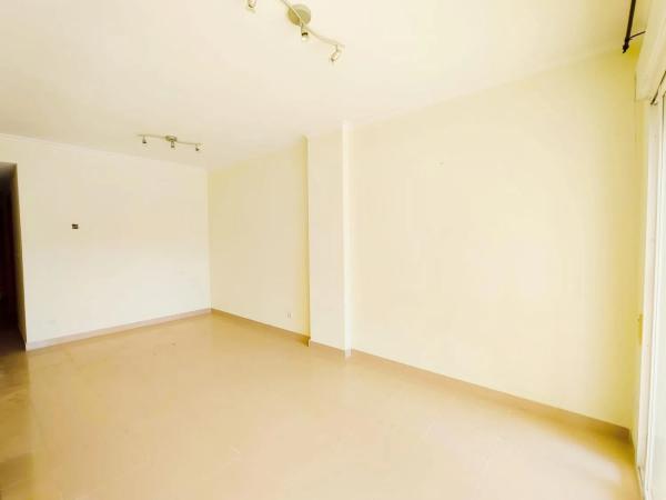 Piso en avenida del Puerto