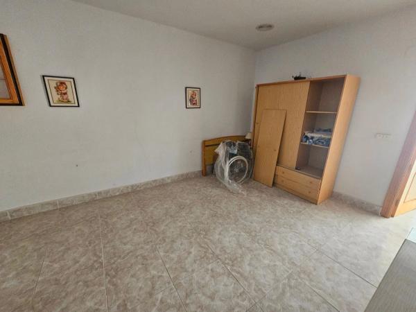 Chalet pareado en calle Francia, 11