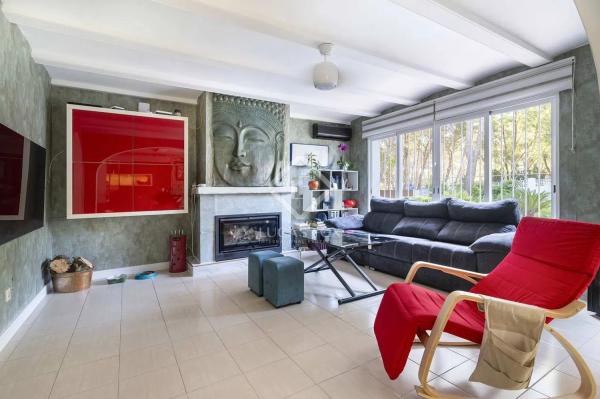 Casa independiente en calle mascarat s/n