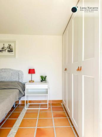 Casa independiente en calle Corbeta