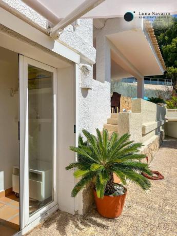 Casa independiente en calle Corbeta