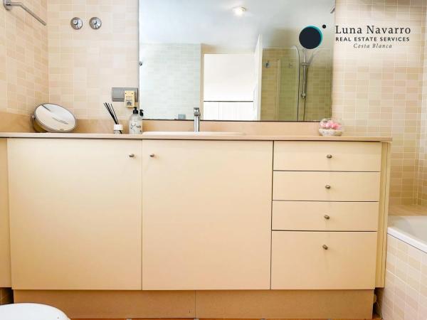 Casa independiente en calle Corbeta