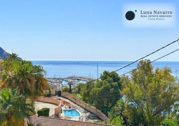 Casa independiente en calle Corbeta