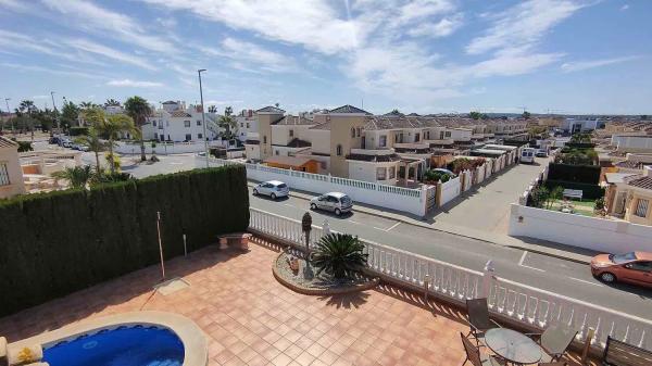 Casa independiente en San de fatima, 18