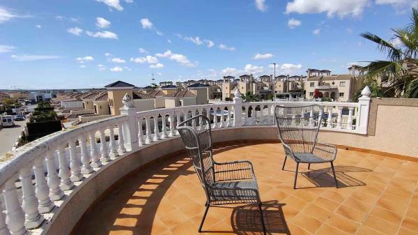 Casa independiente en San de fatima, 18