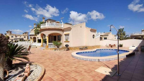 Casa independiente en San de fatima, 18