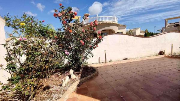 Casa independiente en San de fatima, 18