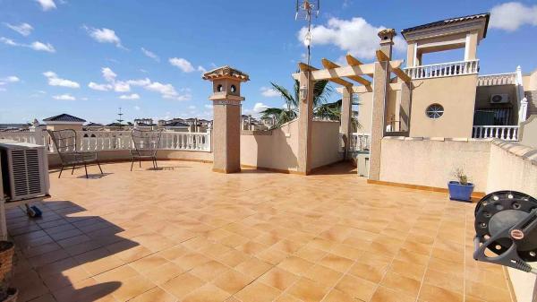 Casa independiente en San de fatima, 18