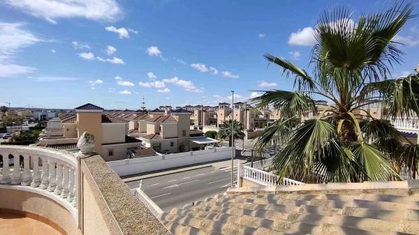 Casa independiente en San de fatima, 18