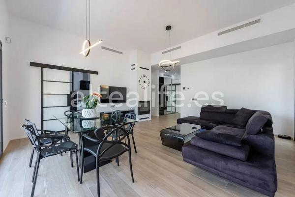 Casa independiente en calle Garrofer