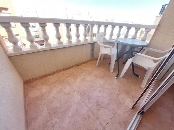 Piso en calle Miguel Hernández, 118