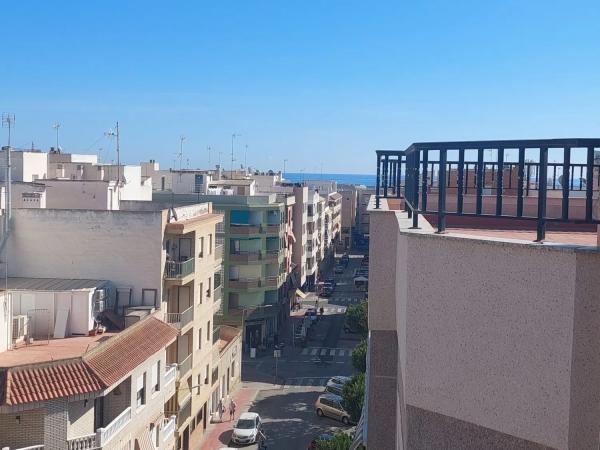 Piso en calle Miguel Hernández, 118