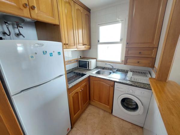 Piso en calle Miguel Hernández, 118