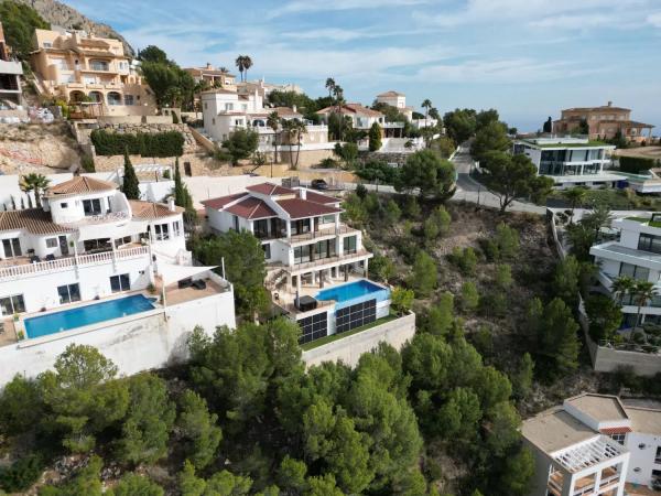 Casa independiente en avenida Avenue Europa