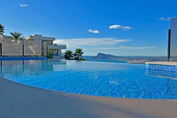 Casa independiente en avenida Avenue Europa