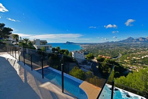 Casa independiente en avenida Avenue Europa