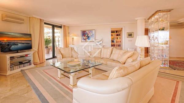 Piso en avenida Altea Hills