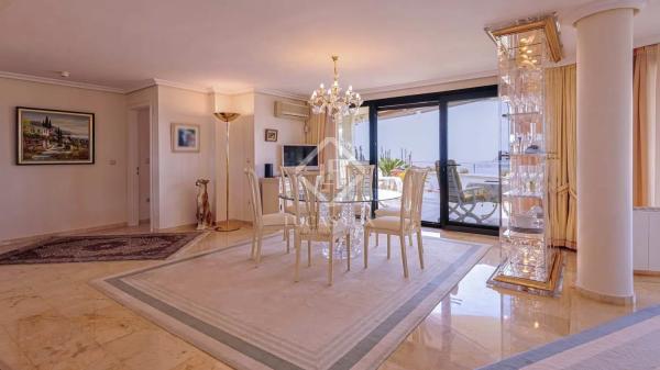 Piso en avenida Altea Hills