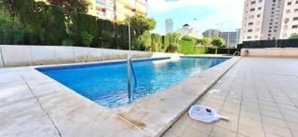 Piso en avenida Rosa de los Vientos