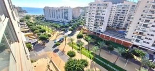 Piso en avenida Rosa de los Vientos