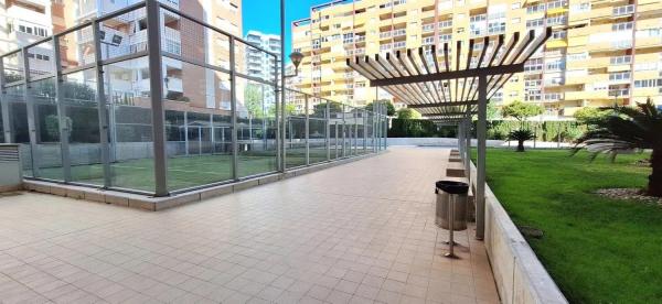 Piso en avenida Rosa de los Vientos