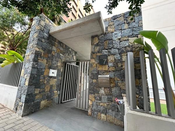 Piso en calle Gregal