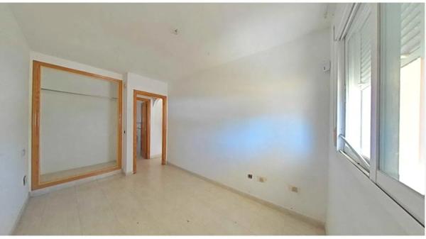 Piso en calle Marinada