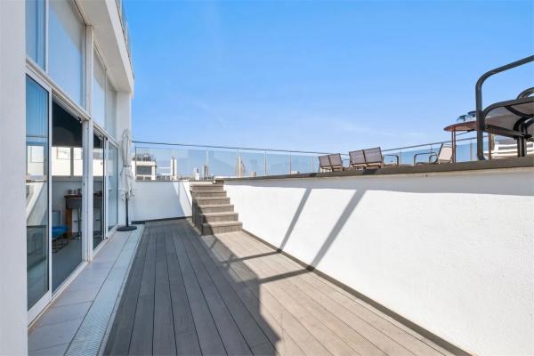 Piso en calle Gregal, 7