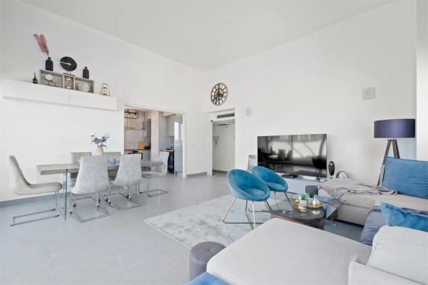 Piso en calle Gregal, 7