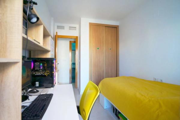 Piso en calle Gregal, 4