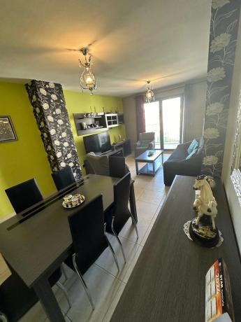 Piso en avenida Rosa dels Vents