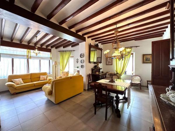 Casa independiente en Mediases