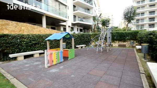 Piso en calle Marinada, 1