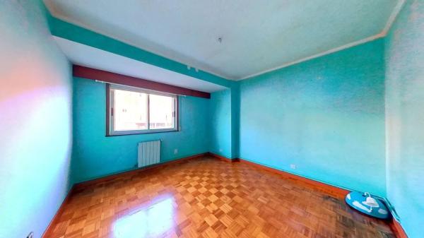 Piso en avenida Vilaboa, 185