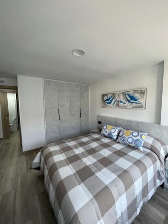 Piso en avenida de Romero Donallo