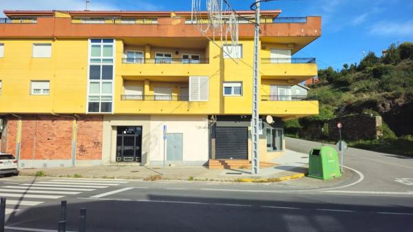 Piso en esteiro s/n
