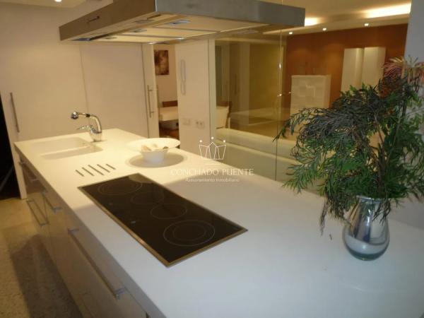 Piso en calle Almirante Cadarso